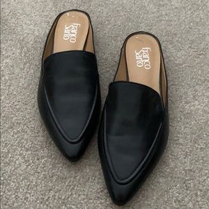 Woman’s Franco Sarto pointed mules shoes